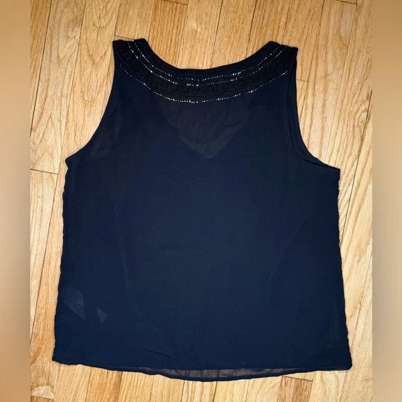 Abercrombie & Fitch Black Sleeveless Beaded Tank Top Women’s size Large - Picture 3 of 6
